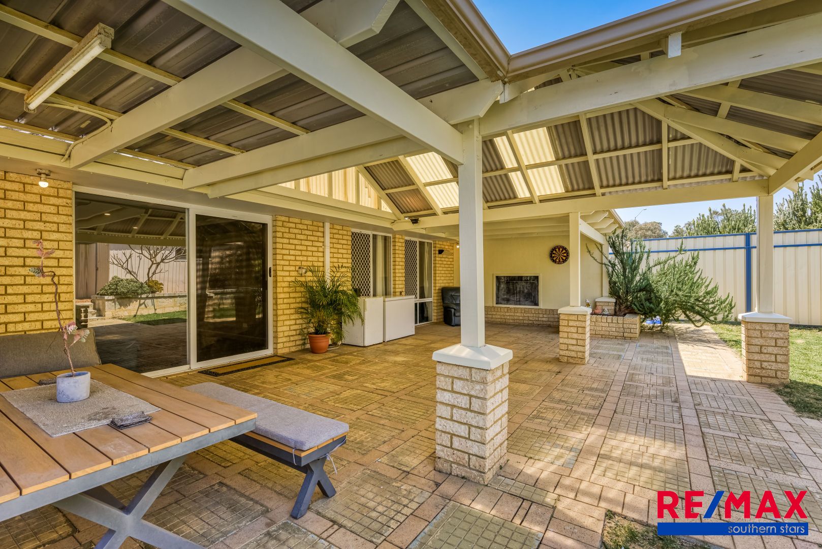 10 Tulipwood Place, South Lake WA 6164, Image 2