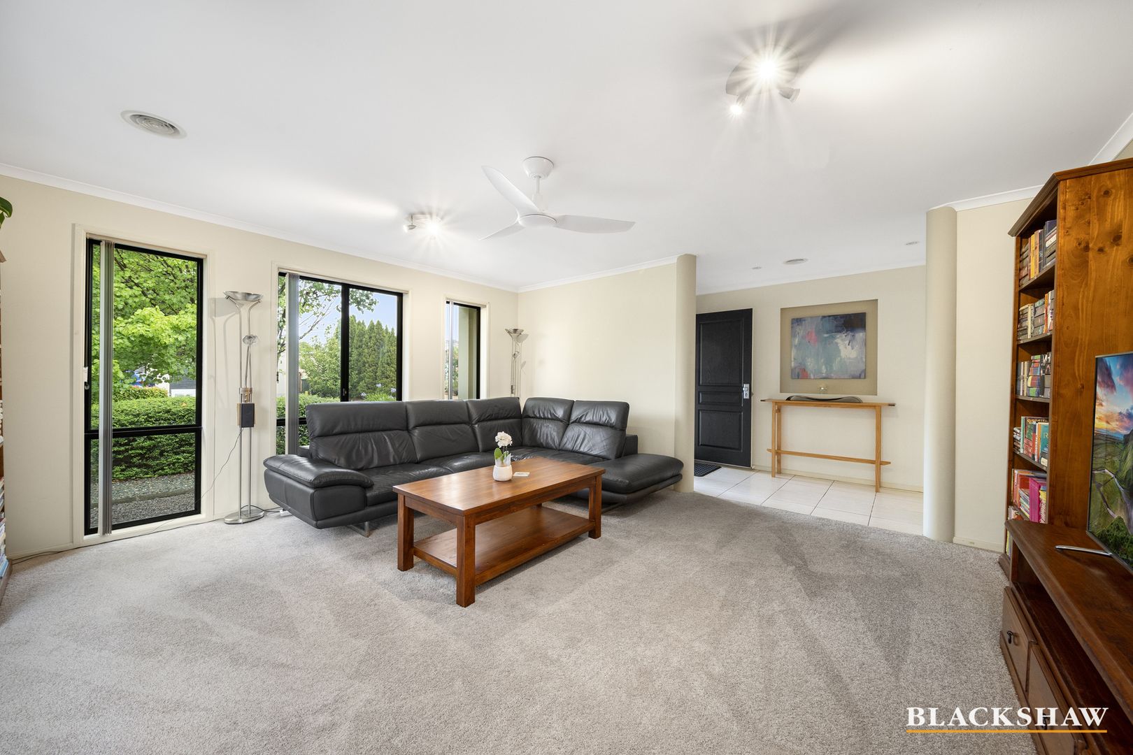 2 Ikara Close, Dunlop ACT 2615, Image 2