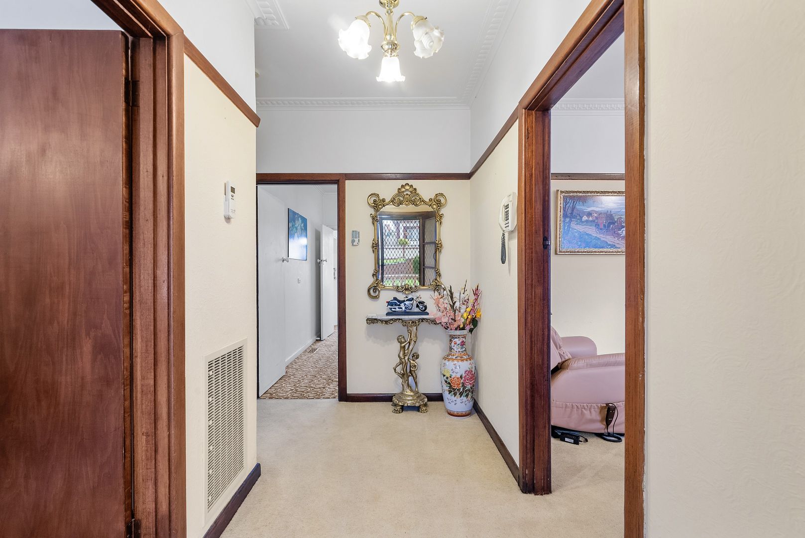 69 Newton Street, Reservoir VIC 3073, Image 2