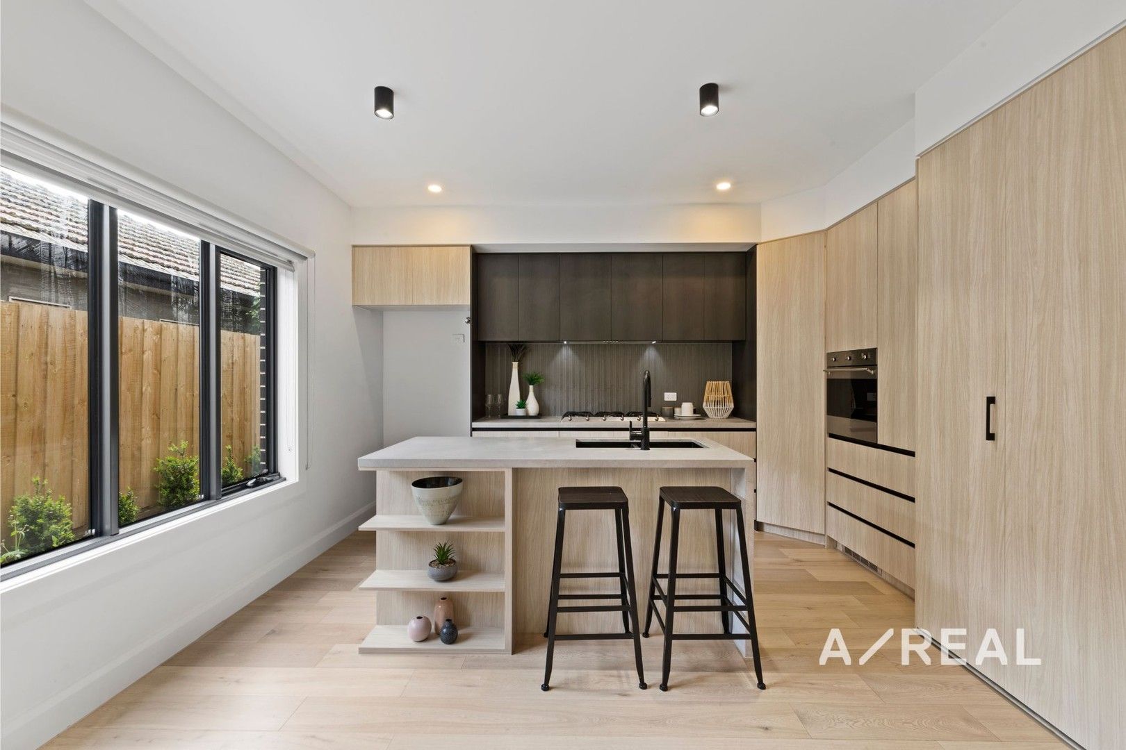 4 bedrooms Townhouse in 2/11 Caleb St BENTLEIGH EAST VIC, 3165