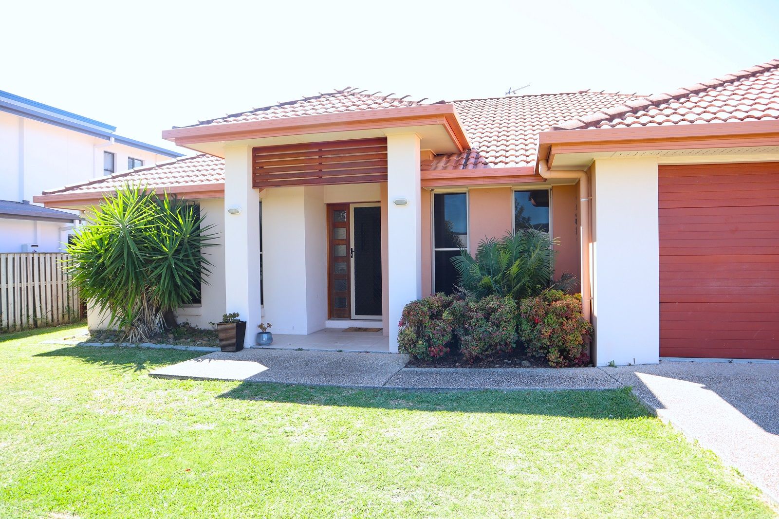 4 bedrooms House in 25 Rushcutter Avenue OXENFORD QLD, 4210