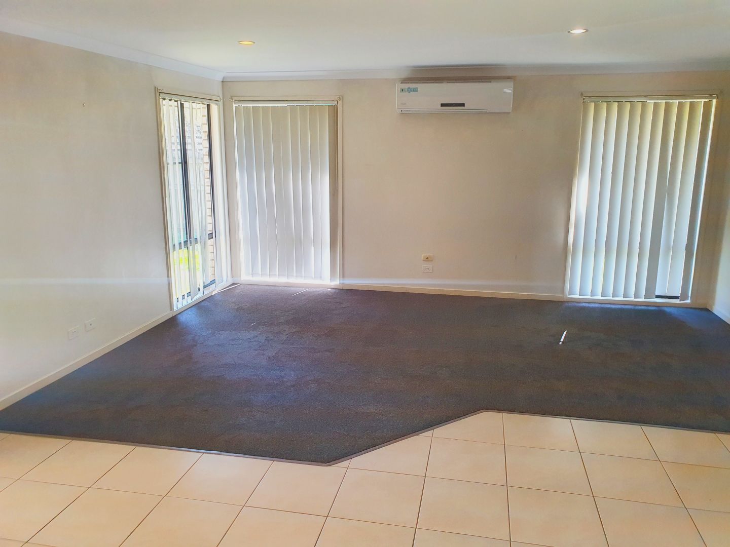 9 Dixon Court, Wilsonton Heights QLD 4350, Image 2