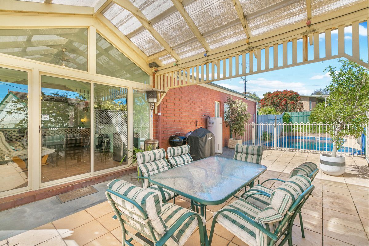 11 Gawler Street, Seaview Downs SA 5049, Image 2