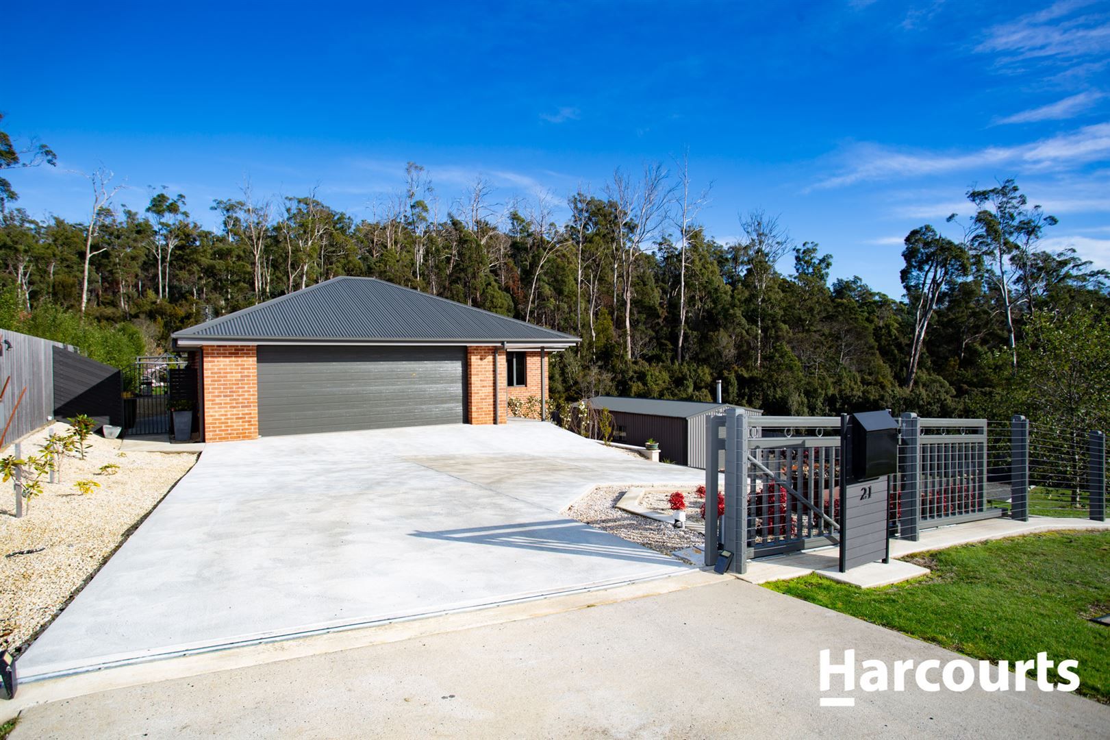 3 bedrooms House in 21 Kavala Street LEGANA TAS, 7277