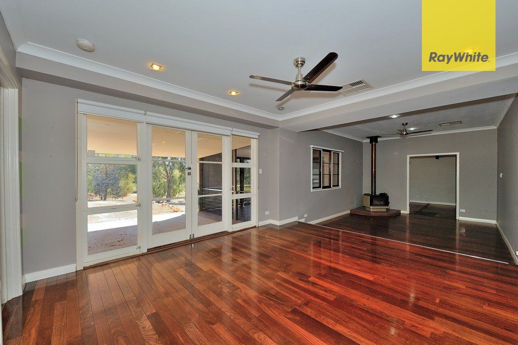 4 bedrooms House in 354 Smith Road BULLSBROOK WA, 6084