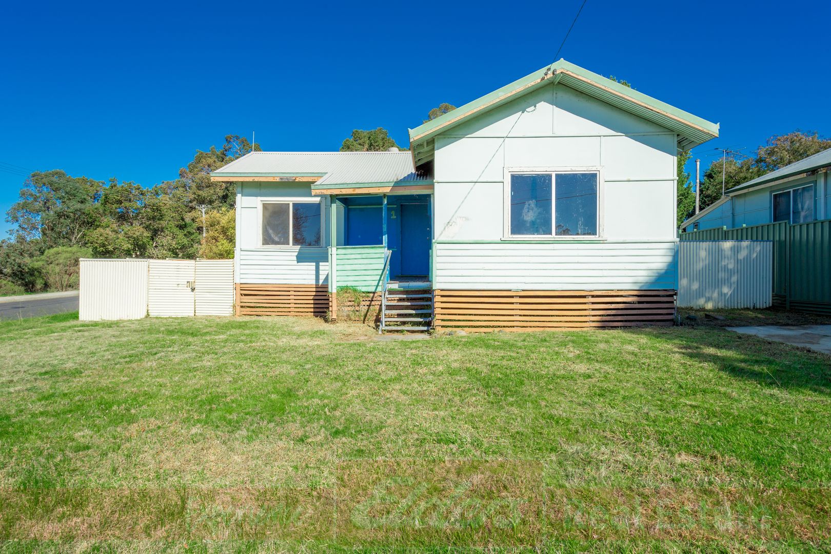 1 Deakin Street, Collie WA 6225, Image 1