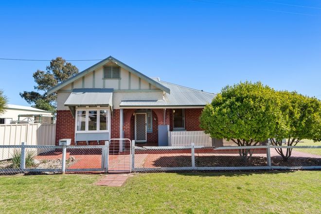 Picture of 52 Brisbane Avenue, COWRA NSW 2794