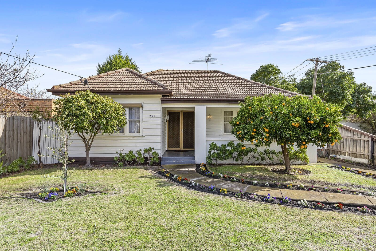 3 bedrooms House in 292 Williamstown Road YARRAVILLE VIC, 3013