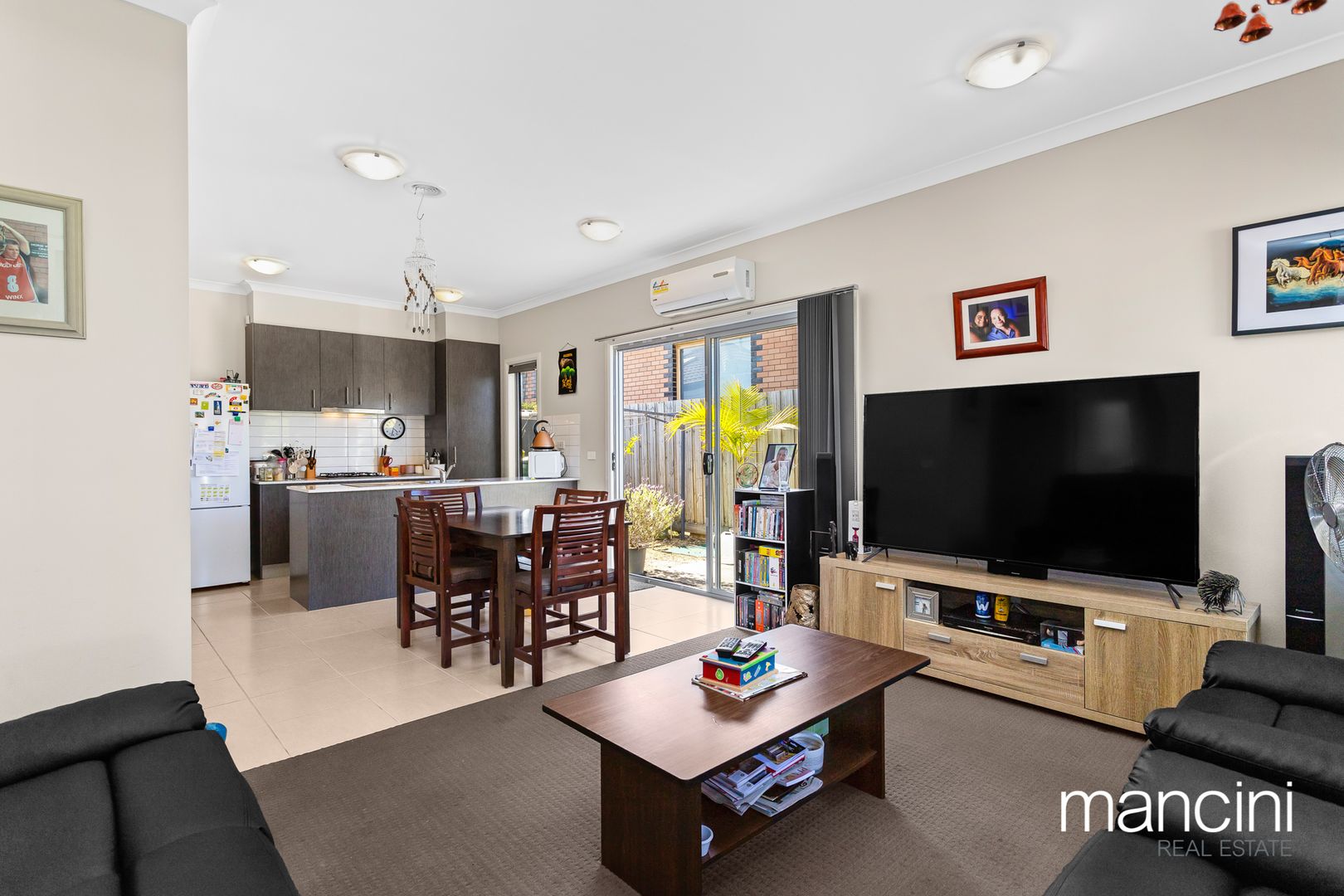 1/14 Rymill Court, Altona North VIC 3025, Image 2