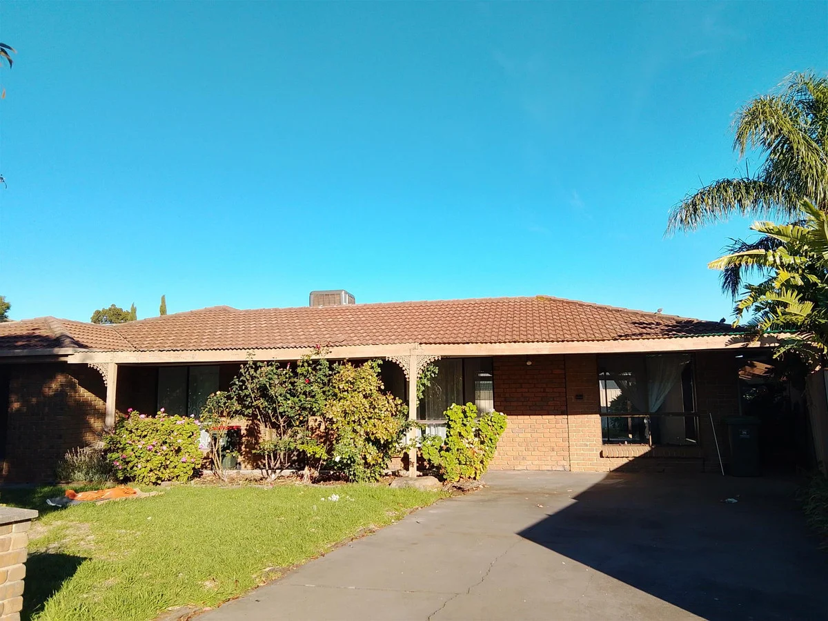 3 Hendrix Crescent, Woodcroft SA 5162