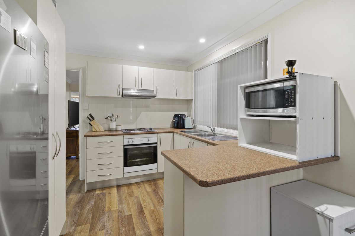 9 De Lisle Drive, Watanobbi NSW 2259, Image 2