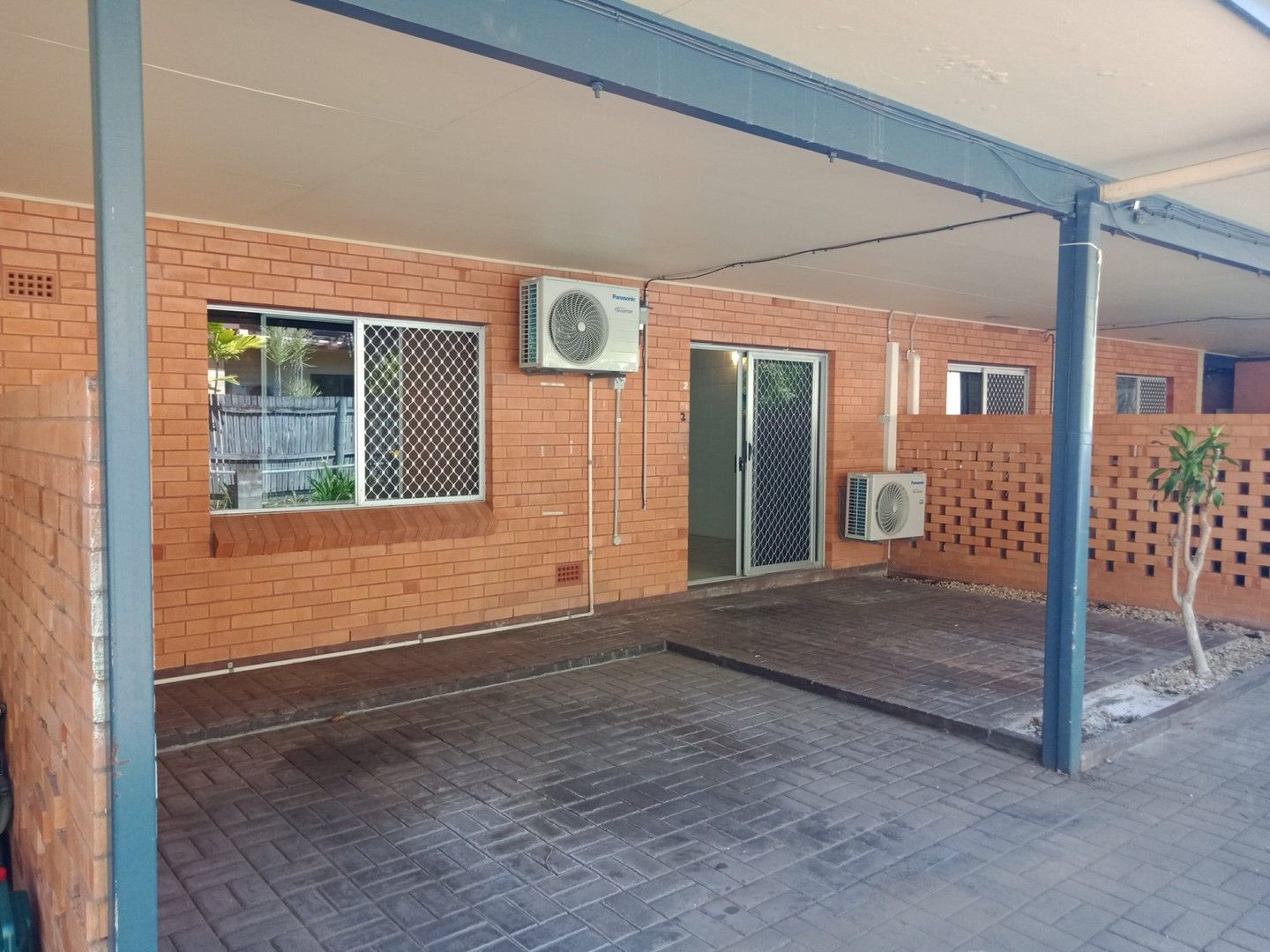 2 bedrooms Apartment / Unit / Flat in 3/217 Lake Street CAIRNS NORTH QLD, 4870
