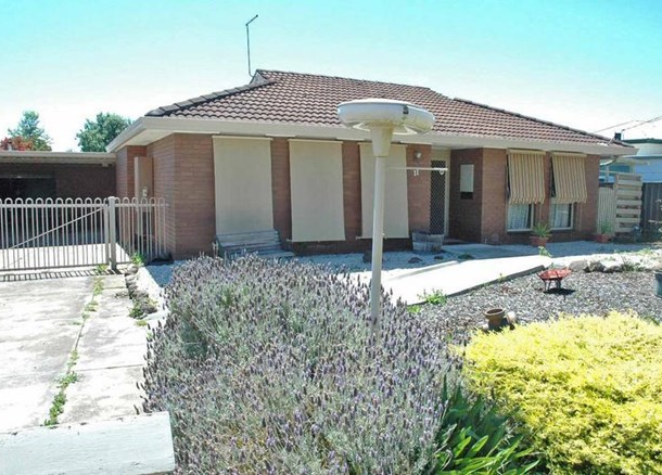 11 Stevens Street, Maryborough VIC 3465