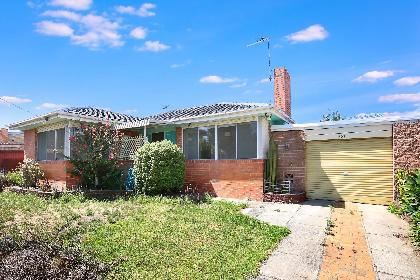 529 Grimshaw Street, Bundoora Property History & Address Research