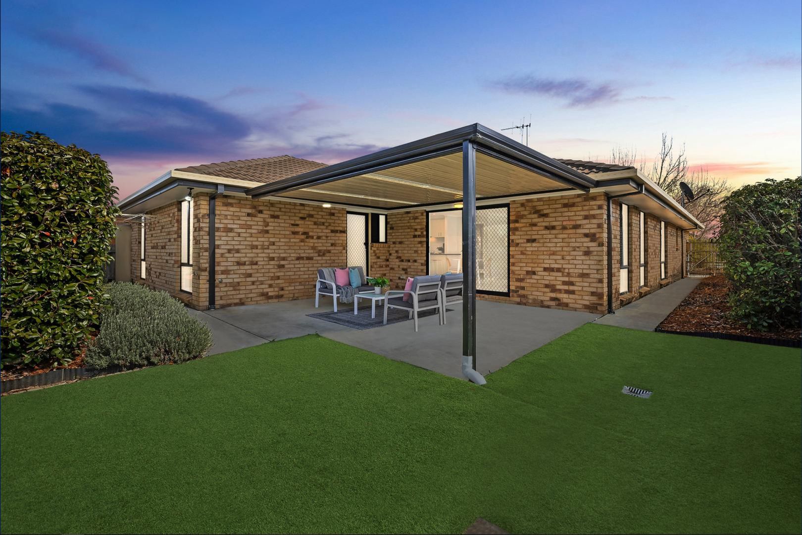 4 bedrooms House in 75 Cultivation Street HARRISON ACT, 2914