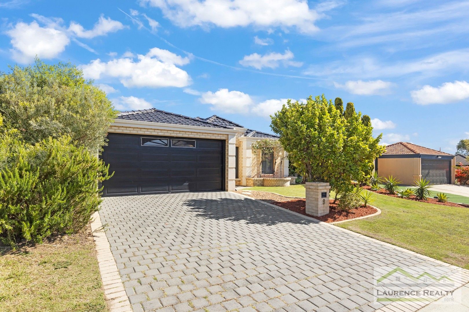 4 bedrooms House in 8 Ayr Way MINDARIE WA, 6030