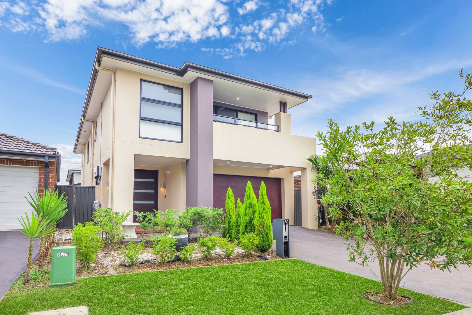 4 bedrooms House in 15 Bindo Street THE PONDS NSW, 2769