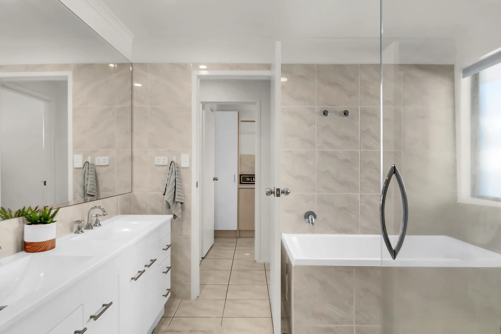 Additional image 13 of 25 Holder Street, Loganholme QLD 4129