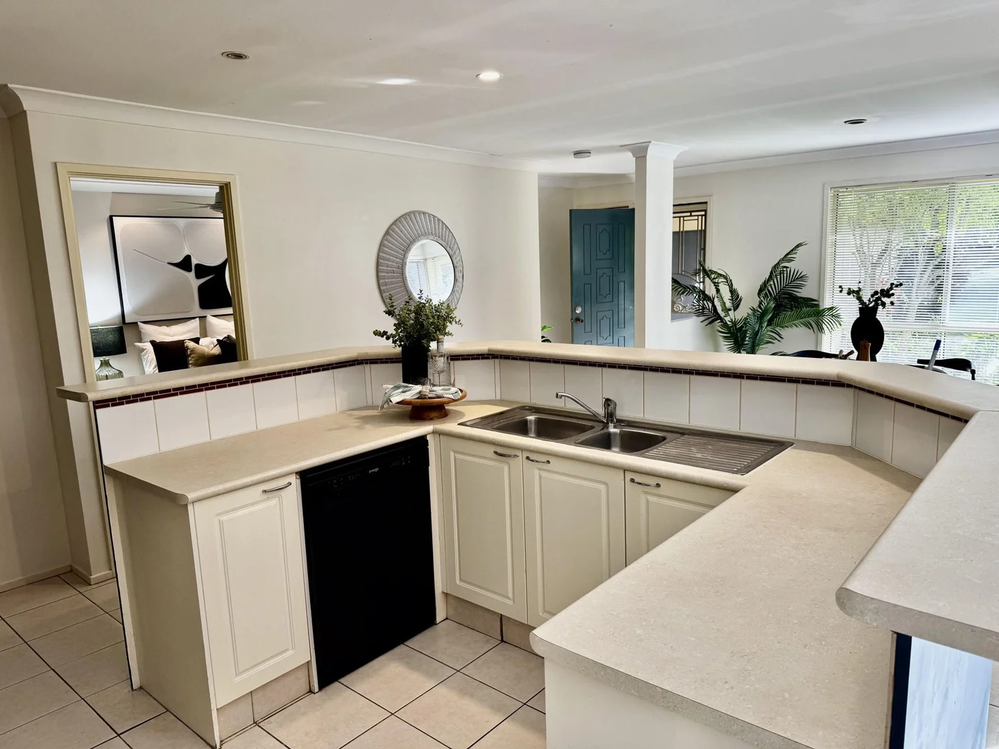 Additional image 5 of 15 Goldvilla Drive, Elanora QLD 4221