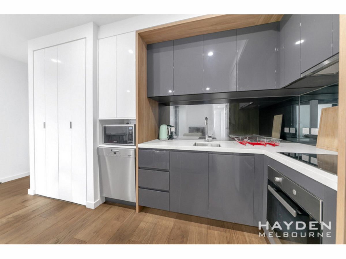 1 bedrooms Apartment / Unit / Flat in Apartment304/59-63 Warrigal Road HUGHESDALE VIC, 3166