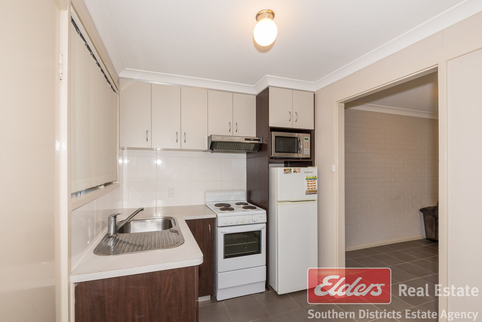 14D Stallard Place, Withers WA 6230, Image 2