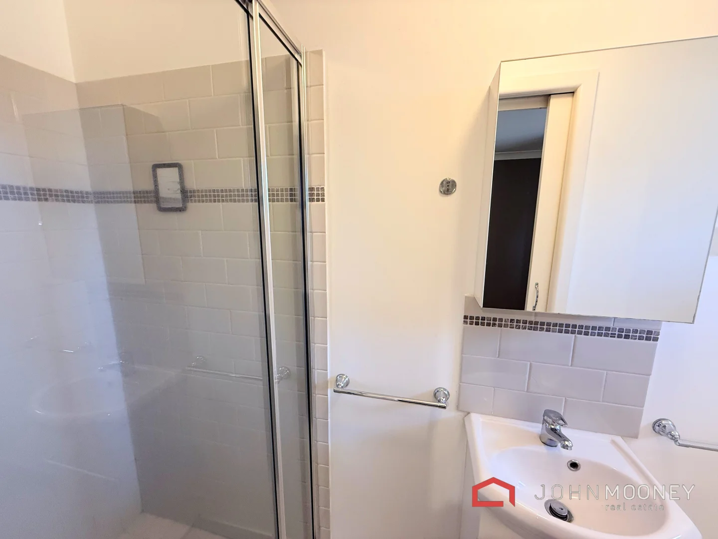 Additional image 8 of 15 Leavenworth Drive, Mount Austin NSW 2650