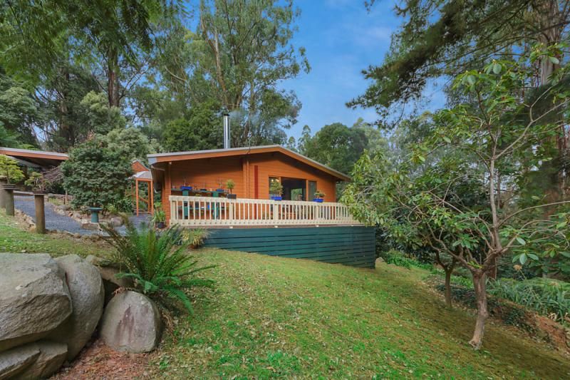 5 Roy Road, OLINDA VIC 3788, Image 2