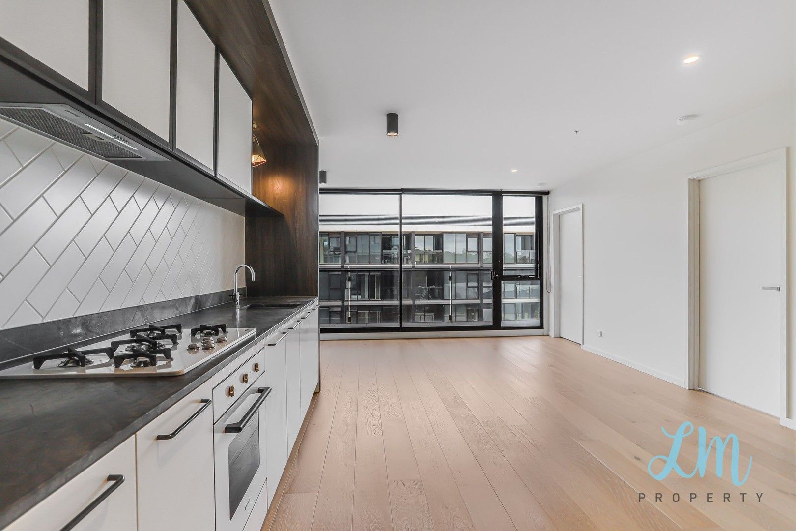 2 bedrooms Apartment / Unit / Flat in 812/20 Shamrock Street ABBOTSFORD VIC, 3067