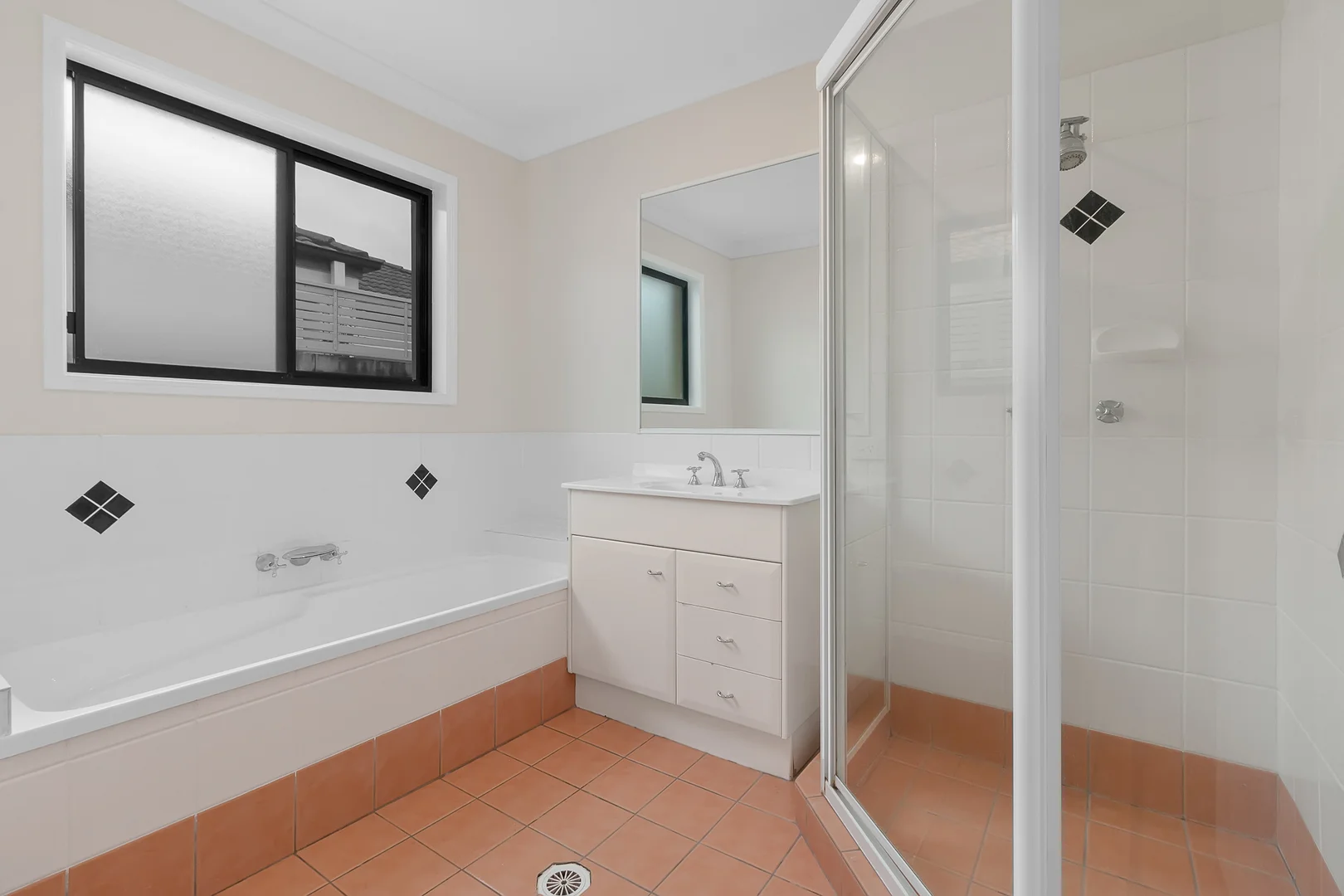 Additional image 8 of 15 Sirocco Place, Carindale QLD 4152