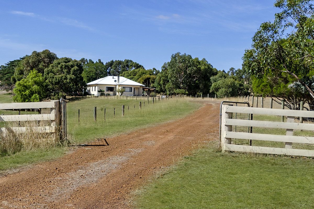 175 TALISKER SCHOOL ROAD, Merino VIC 3310, Image 2