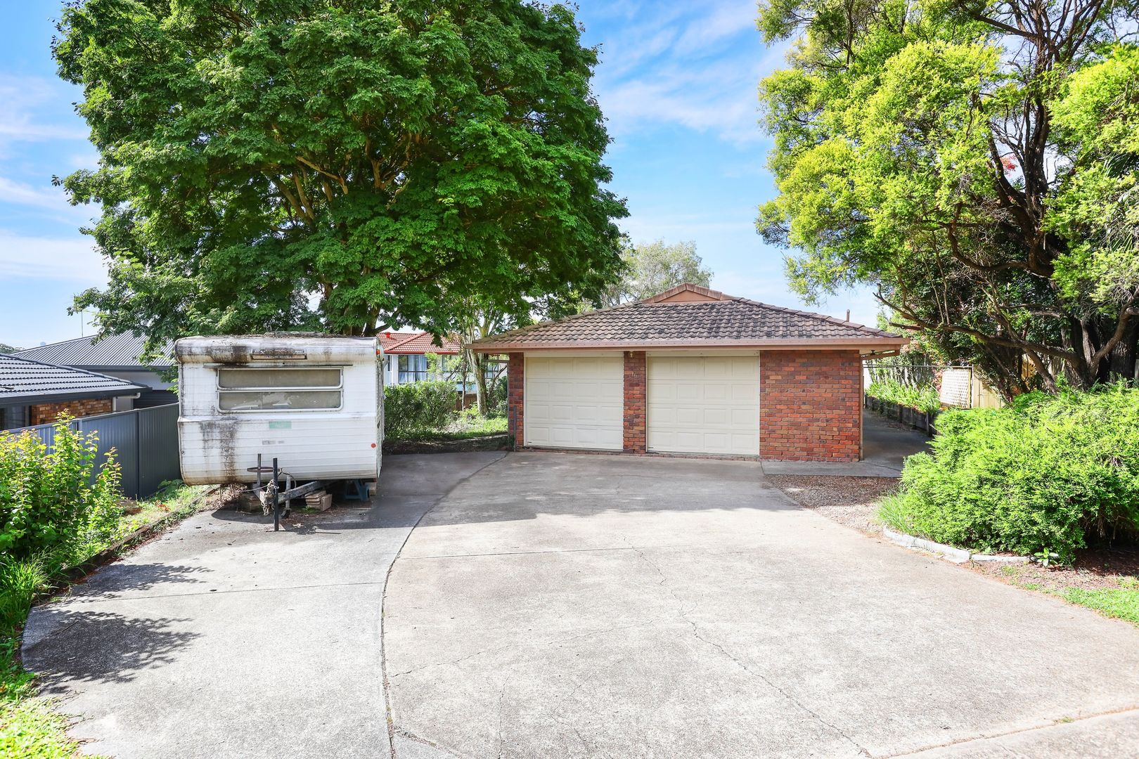 16 Foxhill Court, Carrara QLD 4211, Image 2