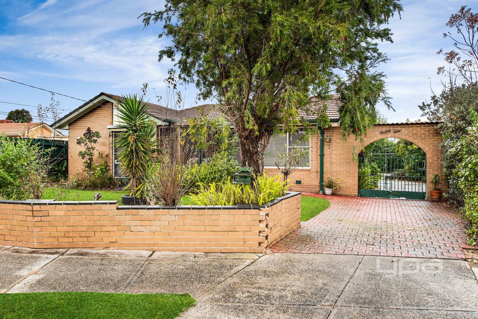 3 Dean Court, Coolaroo VIC 3048, Image 0