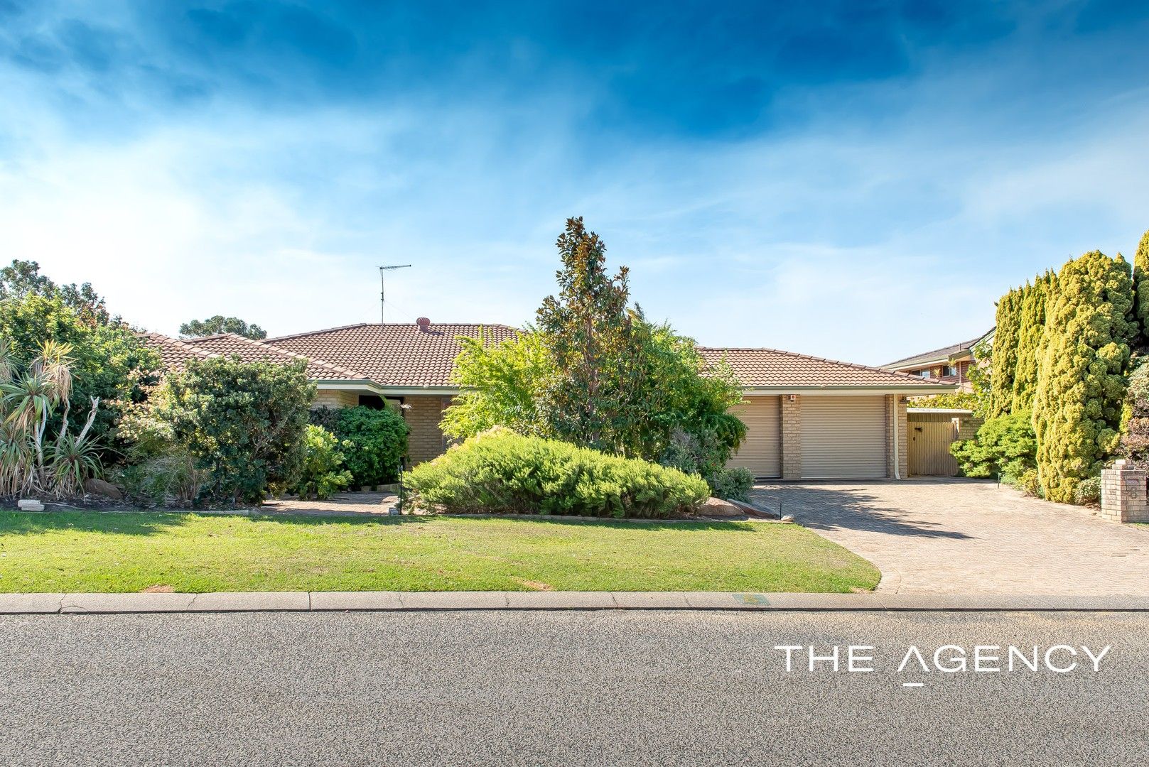 8 Sandstone Place, Marmion WA 6020, Image 0