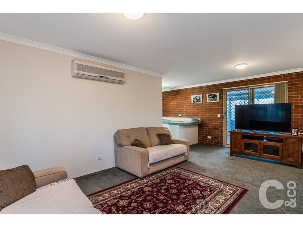 4 Gimbon Green, Leda WA 6170, Image 2