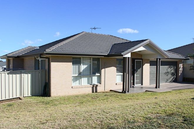 Picture of 1/2 Kennedy Place, ABERDEEN NSW 2336