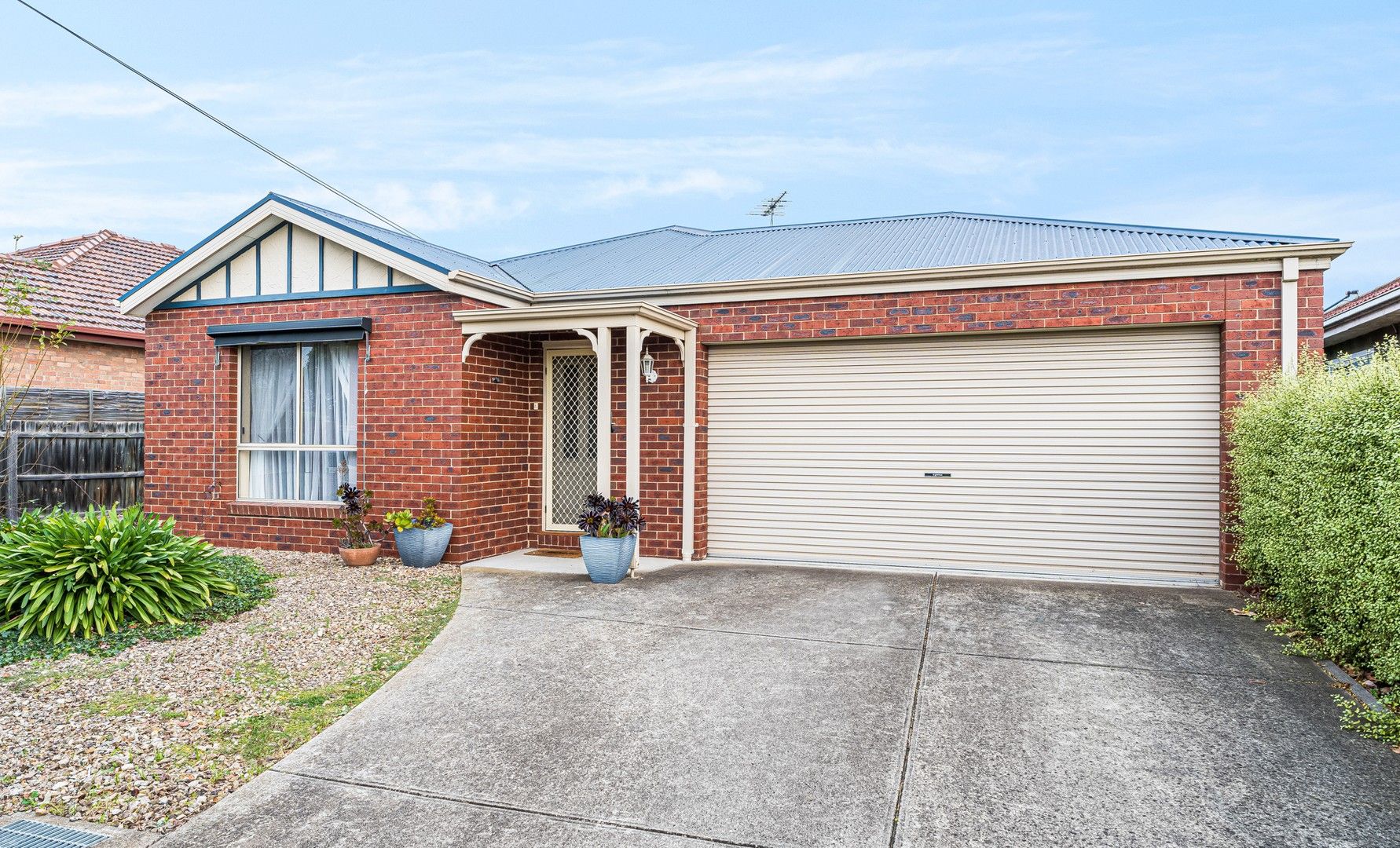 3 bedrooms House in 25B McClelland Street BELL PARK VIC, 3215