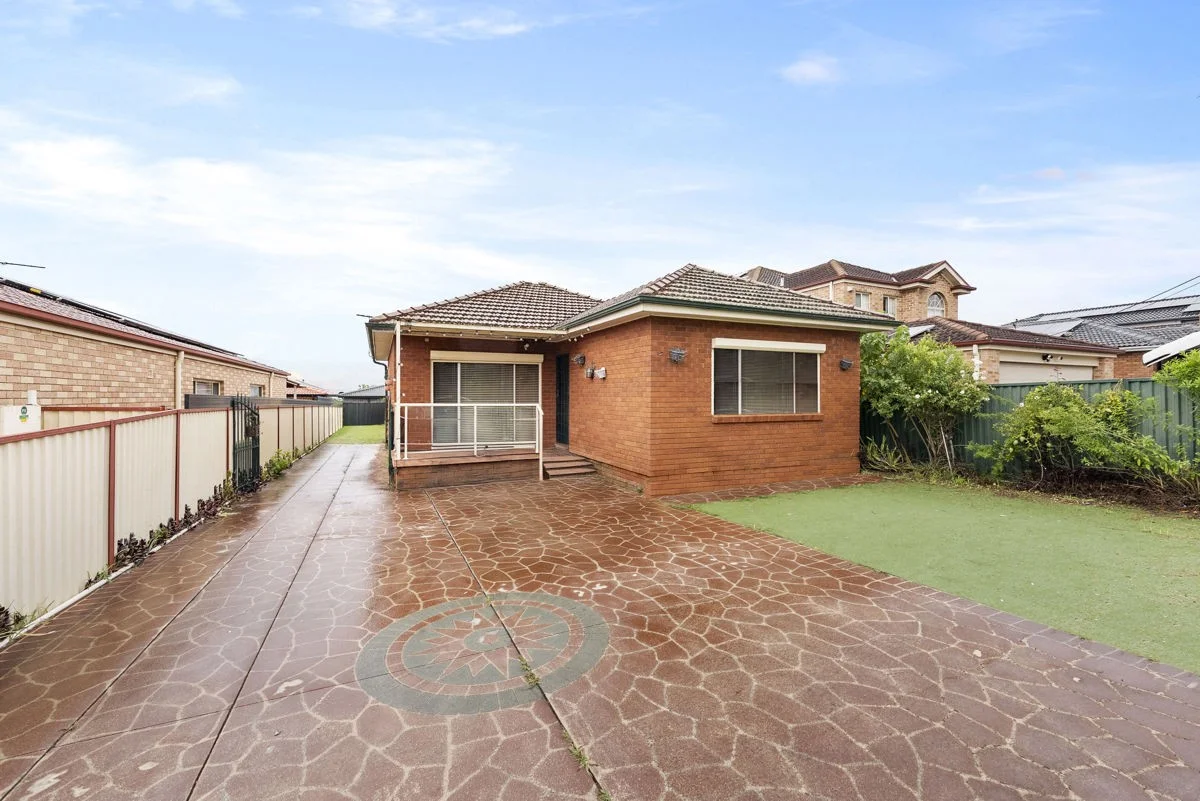 Primary image of 106a Neville Street, Smithfield NSW 2164