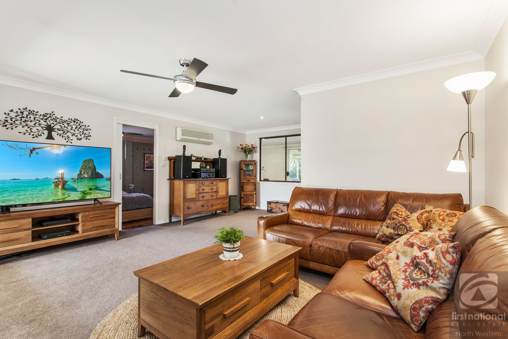 6 Gracelands Drive, Quakers Hill NSW 2763, Image 2