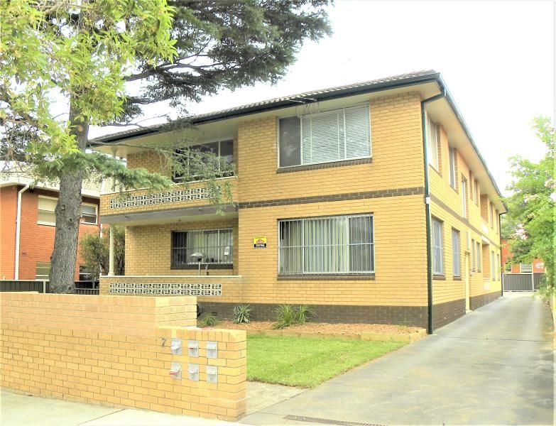 2 bedrooms Apartment / Unit / Flat in 3/7 HAMPTON STREET CROYDON PARK NSW, 2133