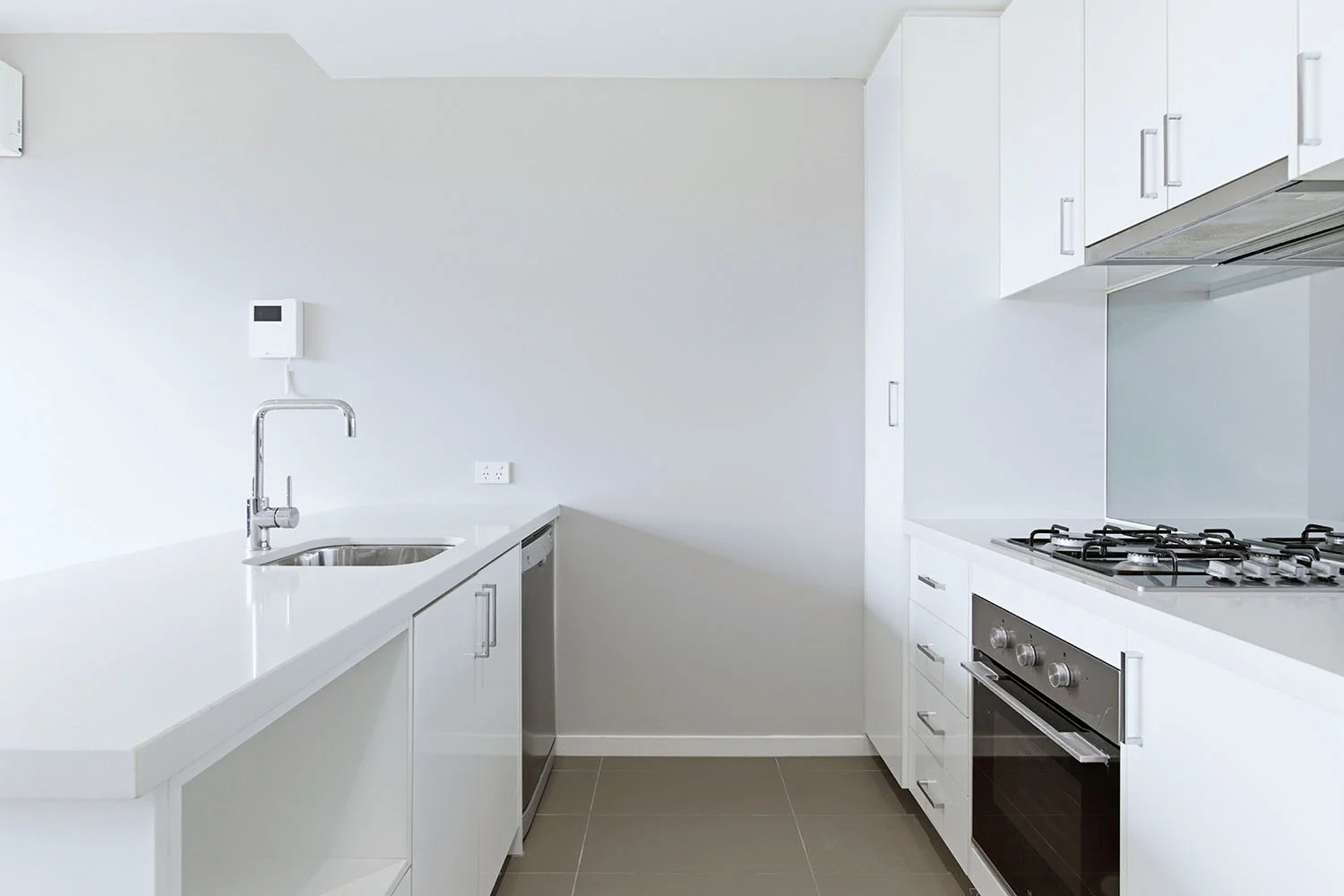 Additional image 3 of 207/389 Neerim Road, Carnegie VIC 3163