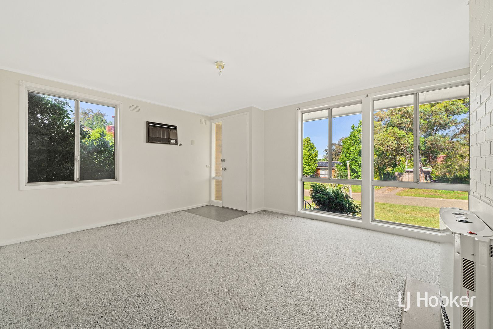 8 Carron Street, Page ACT 2614, Image 1