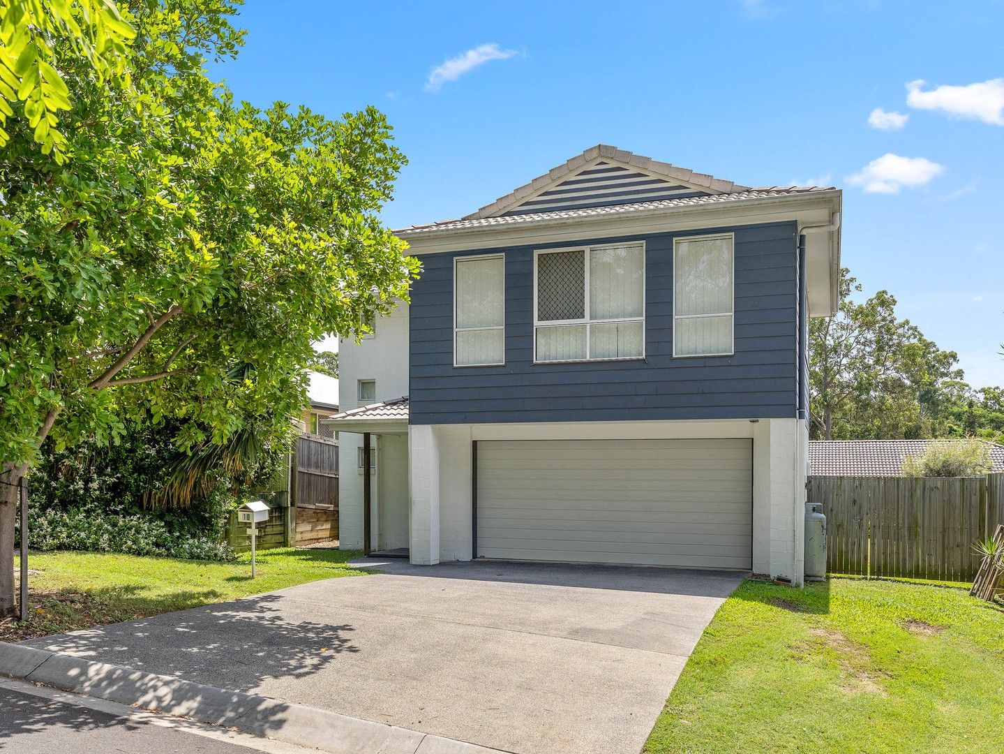 10 Greenview Street, Oxley QLD 4075, Image 0