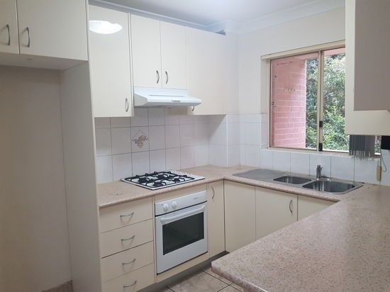 2 bedrooms Apartment / Unit / Flat in 49 Empress Street HURSTVILLE NSW, 2220