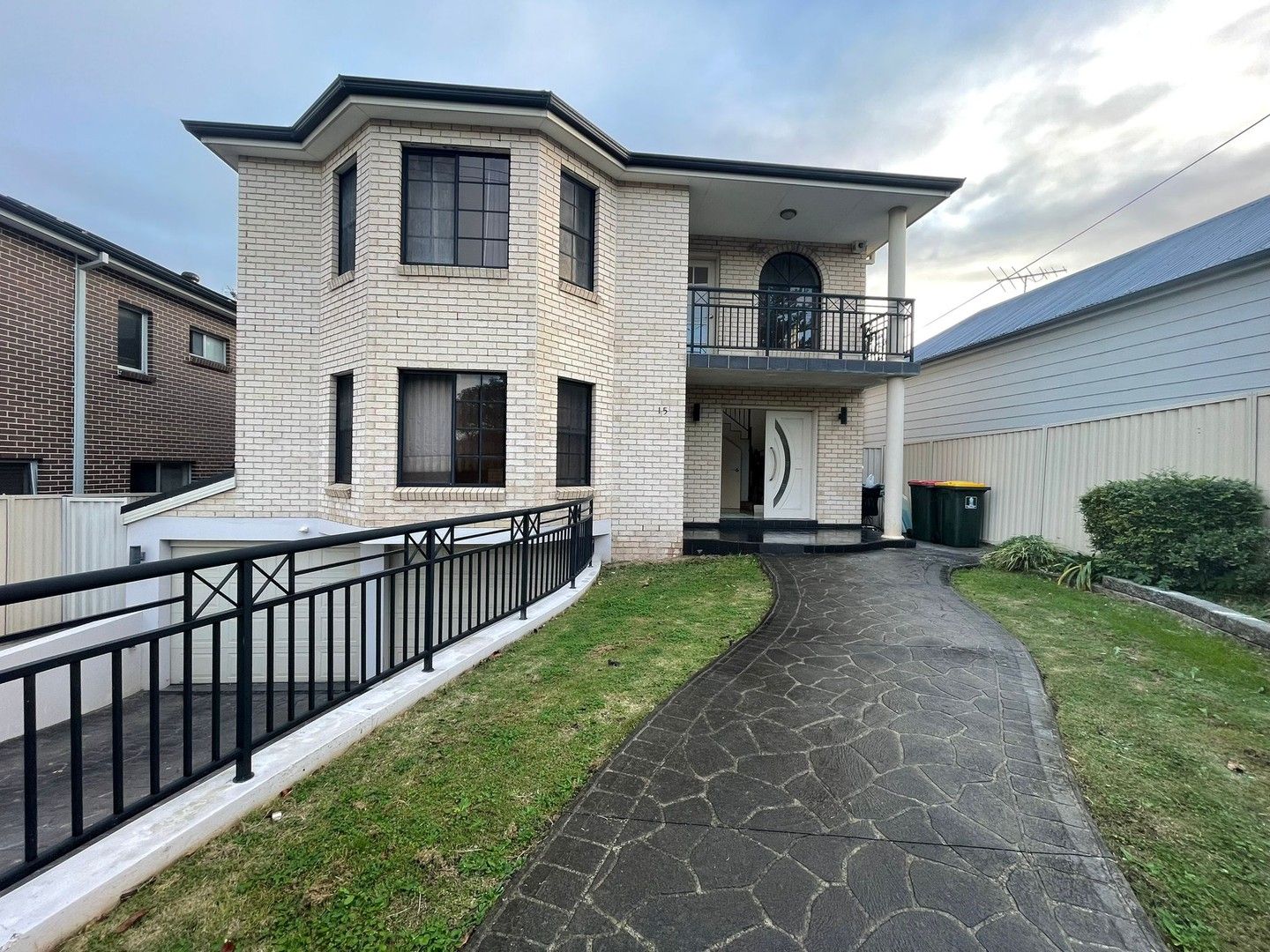 5 bedrooms House in 15 Verdun Street BEXLEY NSW, 2207