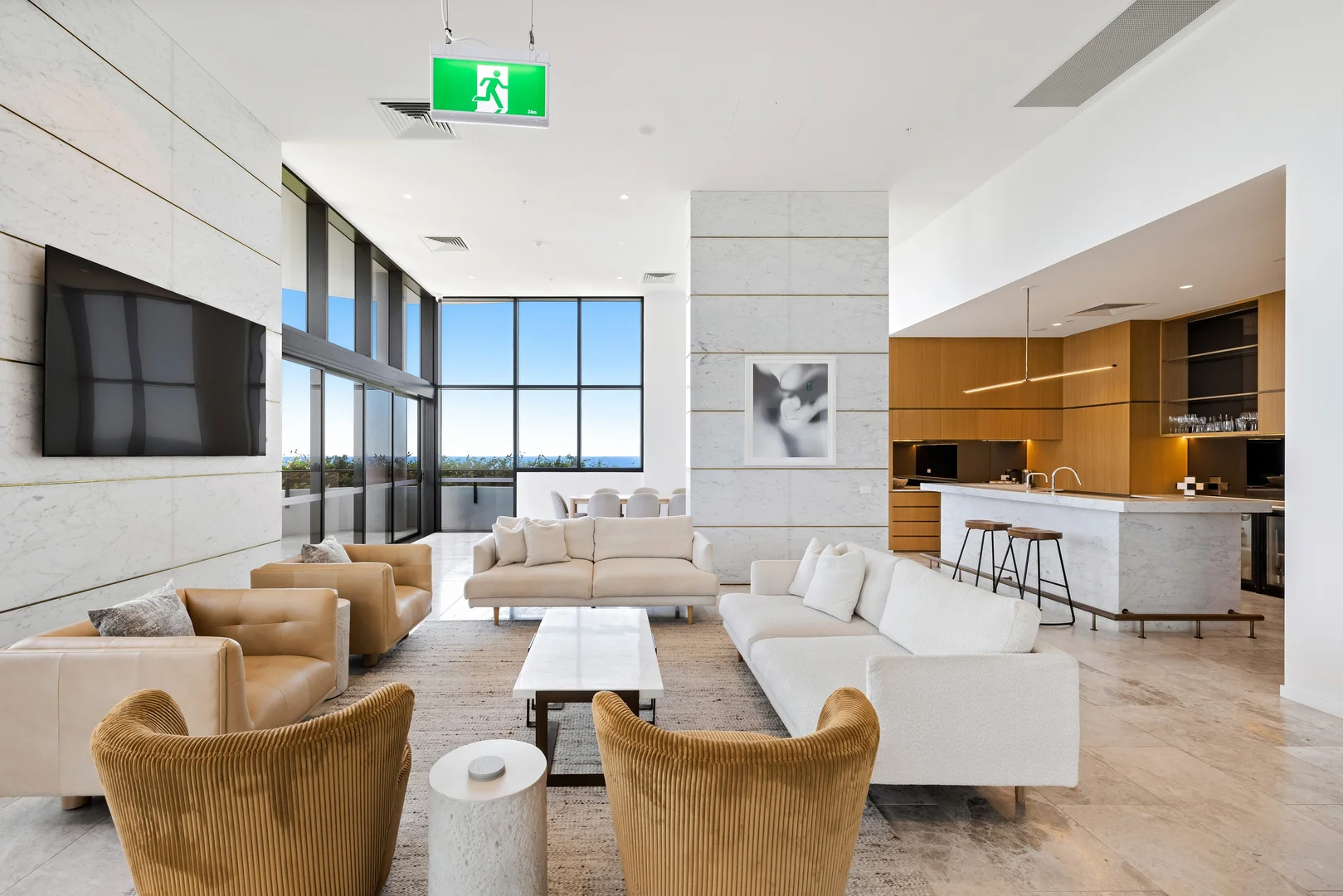 Additional image 8 of 701/4-6 Alexandra Avenue, Mermaid Beach QLD 4218