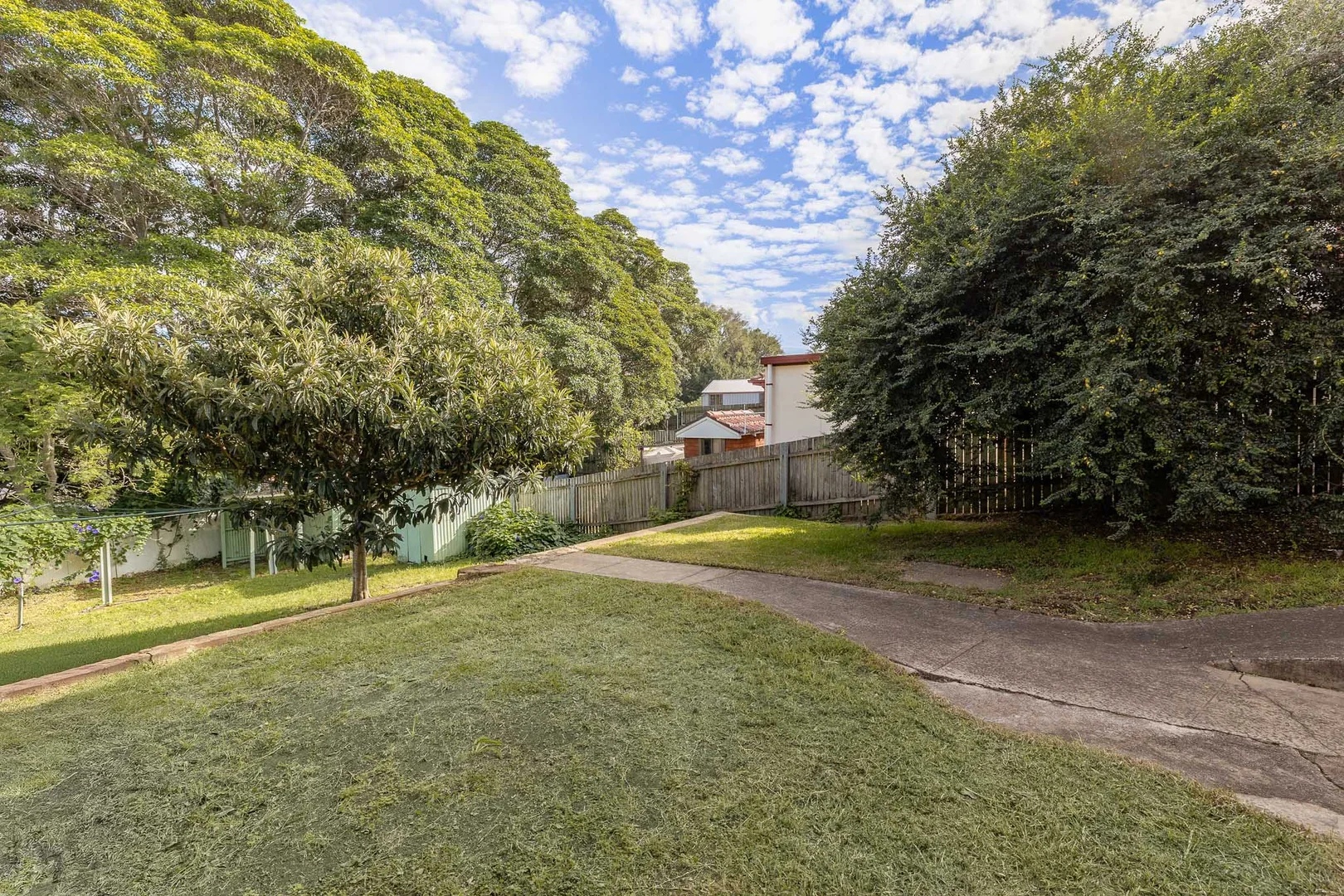 Additional image 13 of 82 Weringa Avenue, Lake Heights NSW 2502