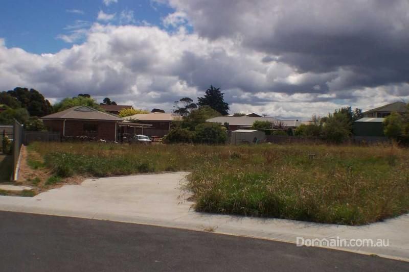 18 Bluewater Crescent, Wynyard Property History & Address Research