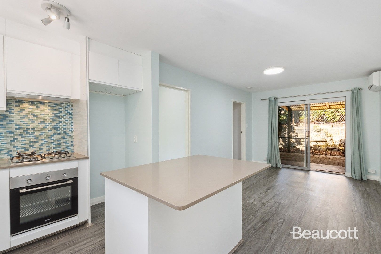 2 bedrooms Apartment / Unit / Flat in 1/732 Beaufort Street MOUNT LAWLEY WA, 6050