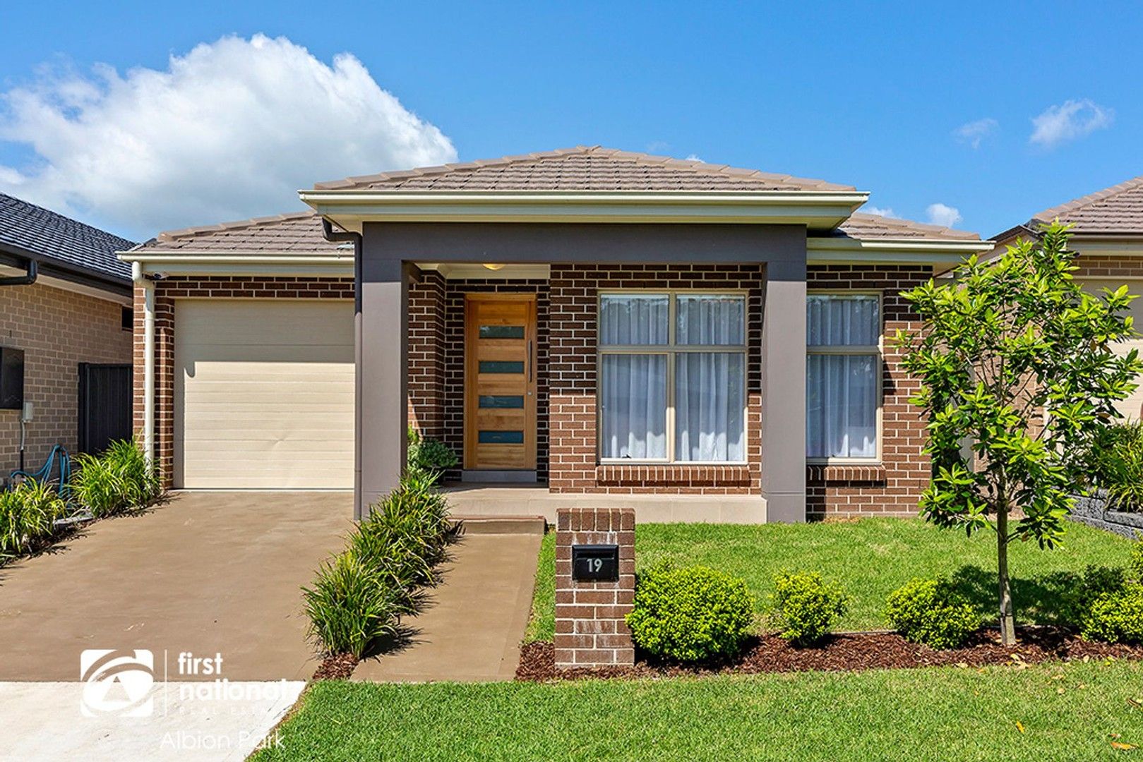 19 Bottlebrush Drive, Calderwood NSW 2527, Image 0