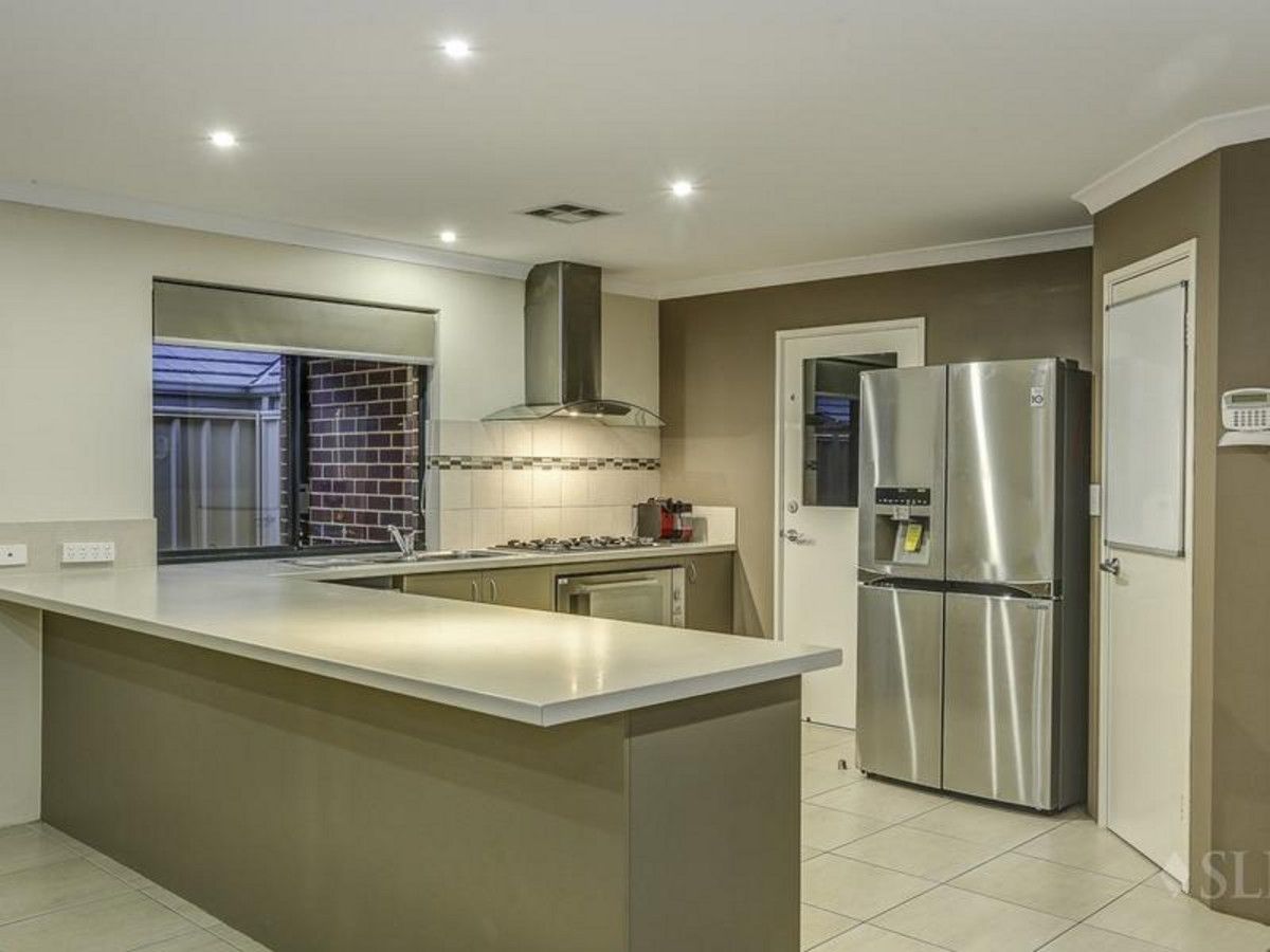 200 Golf Links Drive, Carramar WA 6031, Image 2